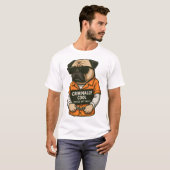 Criminally Cool Pug � Funny Mugshot Dog Design T-Shirt (Vorne ganz)