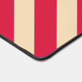 Crimson & Beige Diagonal Stripes Mat – Customize Schreibtischunterlage (Ecke)