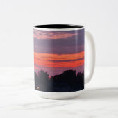 Crimson Dusk verkörpert die feine Schönheit des So Zweifarbige Tasse (VorderseiteRechts)
