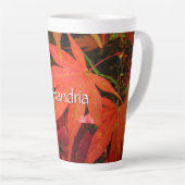 Crimson Maple-Blätter - Große Personalisierte Milchtasse (Rechte Ecke)
