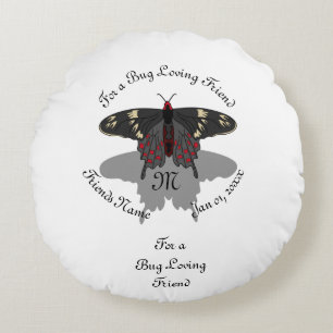 Crimson Rose Butterfly Shadow Monogram Rundes Kissen