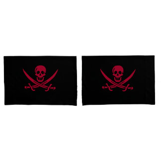 Crimson Skull & Schwerter Pirate Fahne von Calico  Kissenbezug