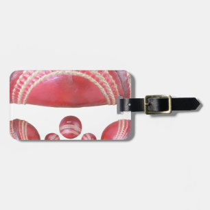 Crimson Spin - Ein wunderschöner Red Cricket Ball Gepäckanhänger