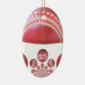 Crimson Spin - Ein wunderschöner Red Cricket Ball Keramikornament (Rechts)