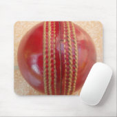 Crimson Stitch Focus: Nahes Up of Cricket's Heart Mousepad (Mit Mouse)