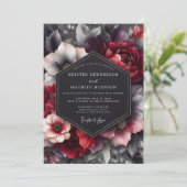 Crimson Umbral Bloom Wedding Einladung (Stehend Vorderseite)