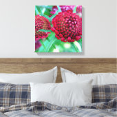 Crimson Wild Blume Leinwanddruck (Insitu (Schlafzimmer))