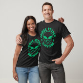 Cringe-Angriff Überlebender   Gesicht verzerrt T-Shirt (Unisex)