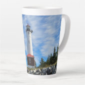 Crisp Point Lighthouse Milchtasse (Rechte Ecke)