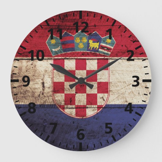 Croatia Flag on Old Wood Grain Große Wanduhr (Vorderseite)