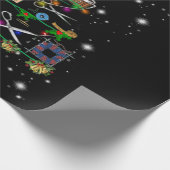 Crochet Equipment Christmas Tree Covered Lights Geschenkpapier (Ecke)