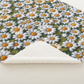 Crochet White Daisies Spring Wildflowers Sherpadecke (3/4)