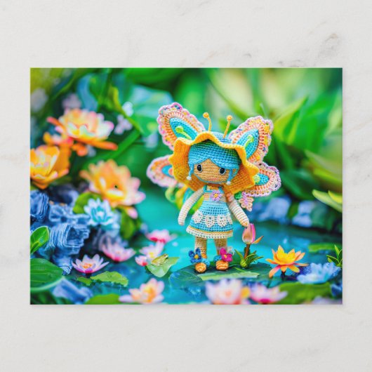Crocheted Fairy mit blauen Blumen Feiertagspostkarte (Vorderseite)
