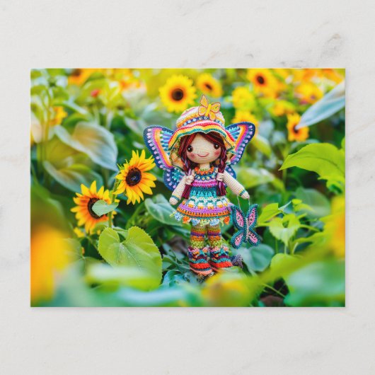Crocheted Fairy mit gelben Sonnenblumen Feiertagspostkarte (Vorderseite)