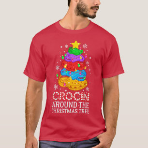 Crocin um den Weihnachtsbaum Funny Xmas Pajama T-Shirt