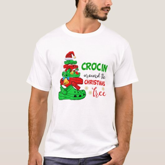 Crocin um den Weihnachtsbaum mit Schneeflocken X T-Shirt (Vorderseite)