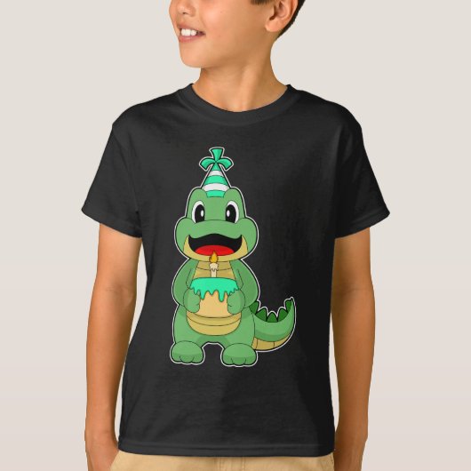 Crocodile Birthday Cake Candle T-Shirt (Vorderseite)