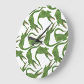 Crocodile White Watercolor Array Große Wanduhr (Winkel)