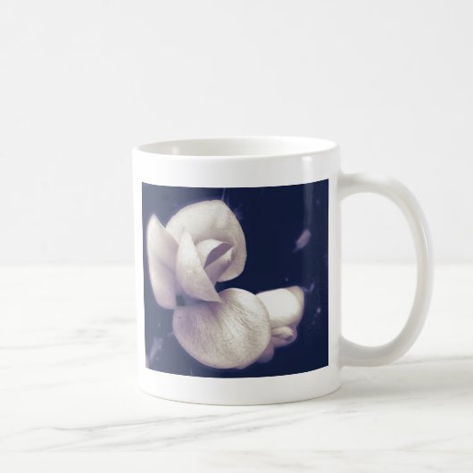 Crocus Blume Blossom in Schwarz-Weiß Kaffeetasse (Rechts)