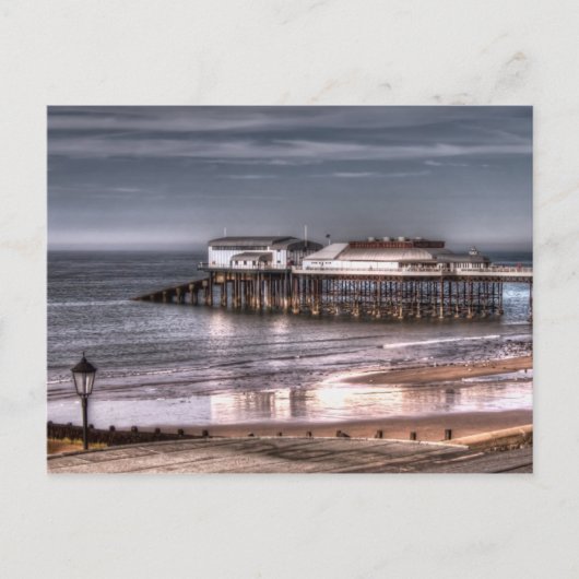 Cromer Pier und Reflektion Postkarte (Vorderseite)