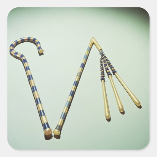 Crook und Flail, aus dem Grab von Tutankhamun Quadratischer Aufkleber (Vorderseite)