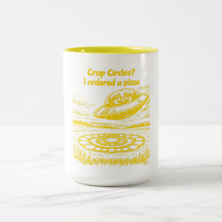 CROP CIRCLES ZWEIFARBIGE TASSE