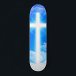 Cross of Light Jesus Christ Customizable Christian Skateboard<br><div class="desc">Das Lichtkreuz Jesus Christus individualisierbares Christliches Design Das Lichtkreuz symbolisiert die Liebe und Gnade Jesu Christi, Gottes des Vaters und des Heiligen Geistes. Feiern und erinnern Sie sich an die Liebe des Herrn mit diesem vollständig anpassbaren Element - fügen Sie Ihre eigenen Farben, Bibelziffern oder andere Christliche Botschaften hinzu. Pastoren,...</div>