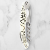 Crossed-nut-braune oder khaki gebogene Spuren in B Kellnermesser (Rückseite)