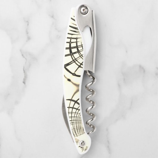 Crossed-nut-braune oder khaki gebogene Spuren in B Kellnermesser (Rückseite)