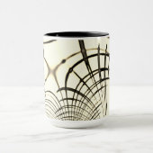 Crossed-nut-braune oder khaki gebogene Spuren in B Tasse (Zentrum)