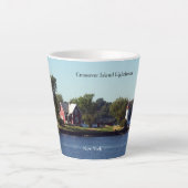 Crossover Island Lighthouse Latte Tasse (Vorderseite)