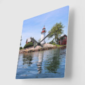 Crossover Island Lighthouse, New York Wall Clock Quadratische Wanduhr (Winkel)