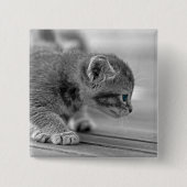 Crouching Kitten Button (Vorderseite)