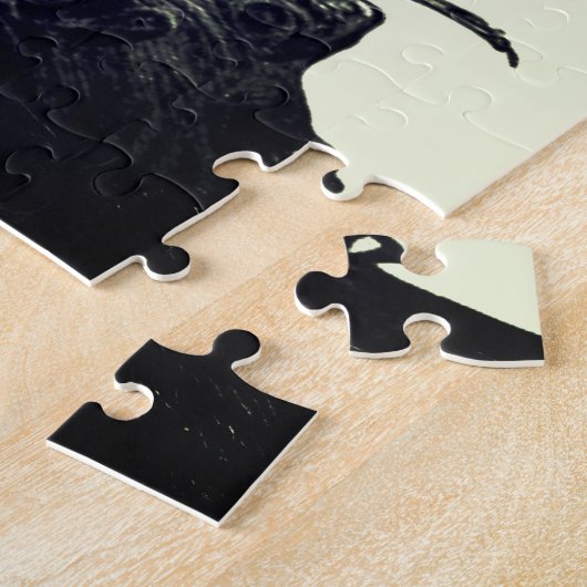 Crow Perched on Bare Winter Branches Puzzle (Seite)