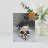 Crow & Skull Postkarte (Stehend Vorderseite)