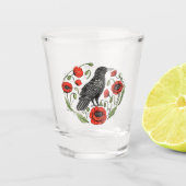 Crow und Poppies Schnapsglas (Vorderseite)