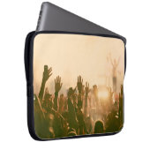 Crowd at concert - Retro-Stil Fotokonzert, Crowd, Laptopschutzhülle (Vorne Rechts)