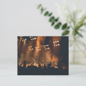 Crowd genießt Musikkonzert Postkarte (Stehend Vorderseite)