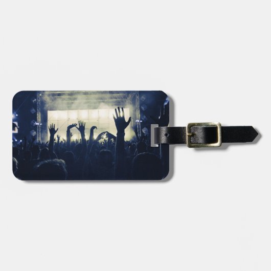 Crowd & Stage - Blue Gepäckanhänger (Vorderseite horizontal)