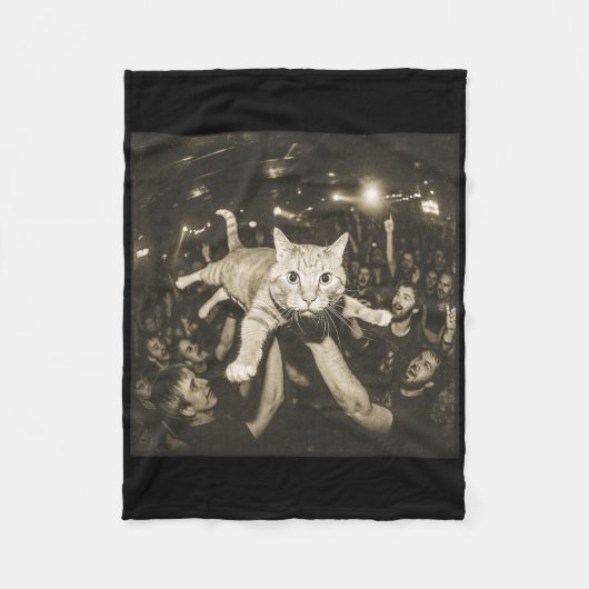 Crowd Surfing Cat Meme Disco Party Cat Gang Night Fleecedecke (Vorderseite)