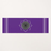 Crown Chakra Mandala & Lotus on Royal Lila Yogamatte (Vorderseite (Horizontal))