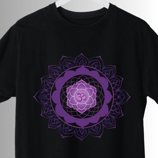 Crown Chakra Mandala - Sahasrara mit omischem T - T-Shirt