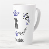 Crown Wreath Monogram "R" Personalisiert Milchtasse (Rechte Ecke)