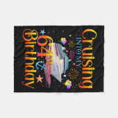 Cruising Into My 64th Birthday Cruise 64 Year Old  Fleecedecke (Vorderseite (Horizontal))