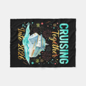Cruising Together Into 2026 Matching Cruise Celebr Fleecedecke (Vorderseite (Horizontal))
