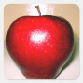 Crunchy red apple quadratischer aufkleber (Vorderseite)
