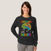 Crushing Into Kindergarten Monster Truck Dinosaur  T-Shirt (Vorne ganz)
