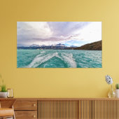 Crusing on Lago Argentino in Patagonia Leinwanddruck (Insitu (Wohnzimmer))