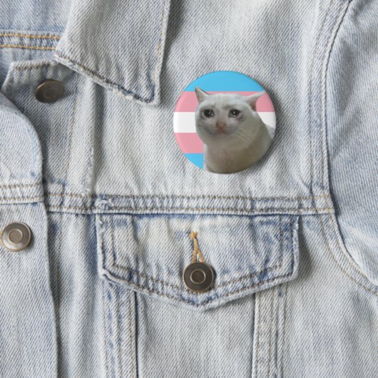 Crybaby Trans Pride Button (Beispiel)