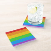 Crystal Clear Pride: Regenbogenflagge Glasuntersetzer (Schrägansicht)